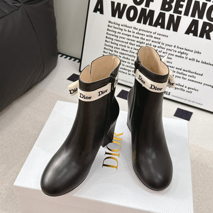 DIOR 26S ANKLE BOOTS WITH LOGO BOW IN BLACK CALFSKIN