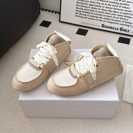 DIOR 26S HIGH TOP LACE UP SNEAKERS IN LIGHT BEIGE SUEDE AND WHITE MESH