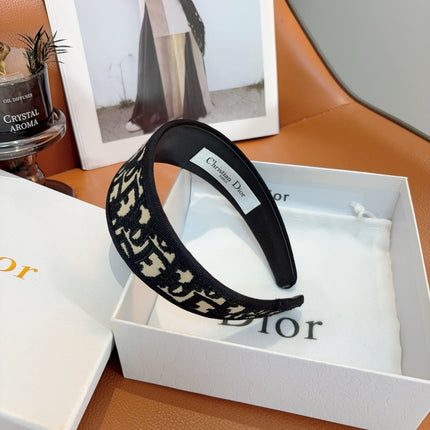 DIOR 26S HEADBAND IN BLACK AND WHITE FABRIC 494580