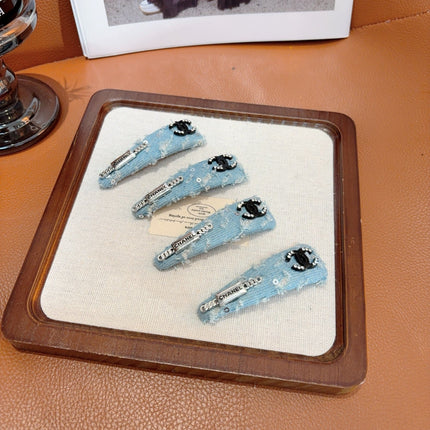 CHANEL 26S HAIR CLIP IN LIGHT BLUE DENIM 505293