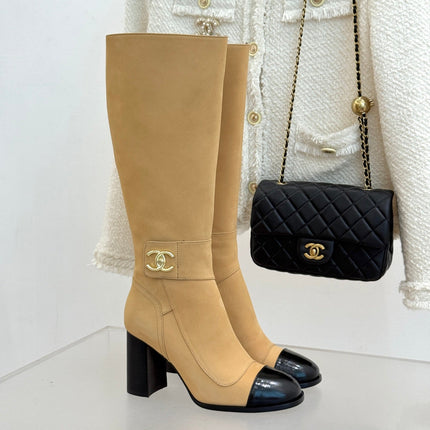 CHANEL 26S KNEE HIGH BLOCK HEEL BOOTS IN BEIGE SUEDE AND BLACK CALFSKIN GOLD HARDWARE