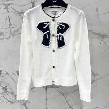 CHANEL 26S STRIPED CARDIGAN 1651