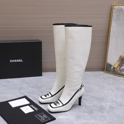 CHANEL 26S KNEE HIGH BOOTS 80 MM IN WHITE CALFSKIN WITH BLACK PATENT LEATHER TRIM AND CC LOGO ON TOE CAP