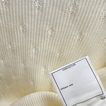 CHANEL 26S FLORAL-EMBROIDERED RIBBED KNIT TOP 1662