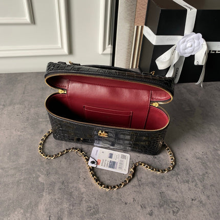 CHANEL 26S VANITY CASE 23 IN BLACK SHINY CROCODILE-EMBOSSED CALFSKIN