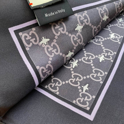 GUCCI 25S SCARF 90 IN SILK 709695