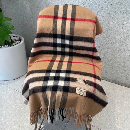 BURBERRY 26S SCARF 200 IN CASHMERE 513652