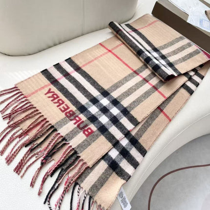 BURBERRY 26S SCARF 210 IN CASHMERE 515976