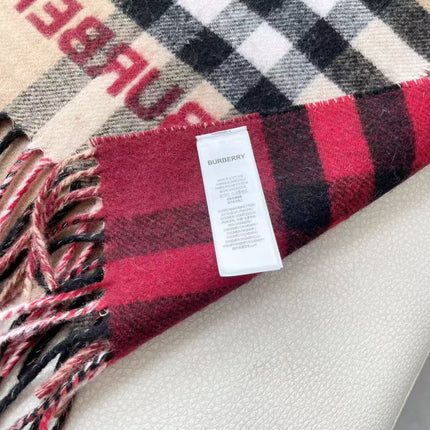 BURBERRY 26S SCARF 210 IN CASHMERE 515976
