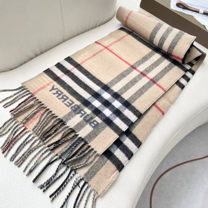 BURBERRY 26S SCARF 210 IN CASHMERE 515974
