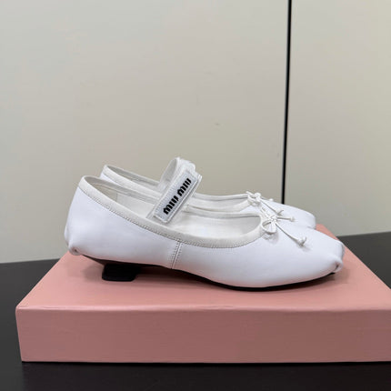 MIUMIU 26S FAIRY BALLET FLATS IN WHITE CALFSKIN