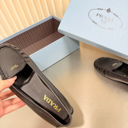 PRADA 26S CLASSIC LOAFERS IN BLACK LAMBSKIN