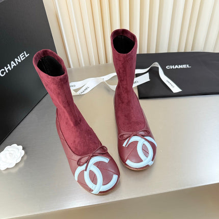 CHANEL 26S ANKLE BOOTS IN RED CALFSKIN AND SUEDE SQUARE TOE