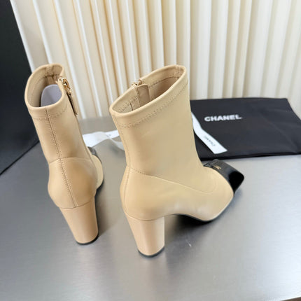 CHANEL 26S ZIPPER BOOTS 75 MM IN BEIGE CALFSKIN AND BLACK PATENT LEATHER SQUARE TOE HIGH