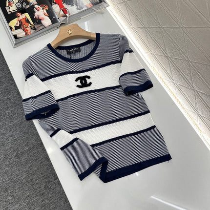 Chanel 25 T-shirt Black White Patchwork Knitted Crewneck