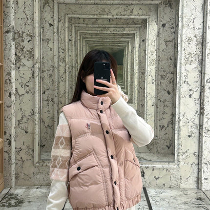 MONCLER 25S SLEEVELESS PUFFER VEST 200