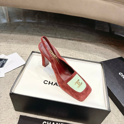 CHANEL 26S SQUARE TOE SLINGBACK PUMPS 95MM IN BURGUNDY RED AND WHITE SUEDE GOLD HARDWARE