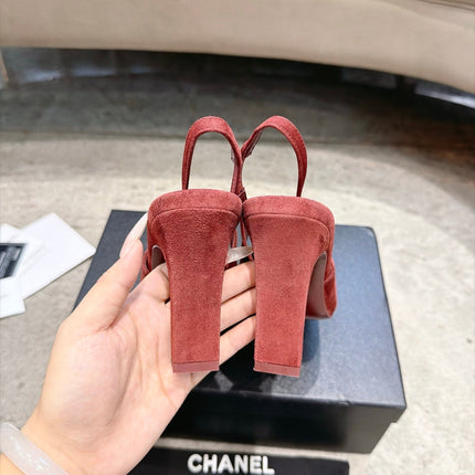 CHANEL 26S SQUARE TOE SLINGBACK PUMPS 95MM IN BURGUNDY RED AND WHITE SUEDE GOLD HARDWARE