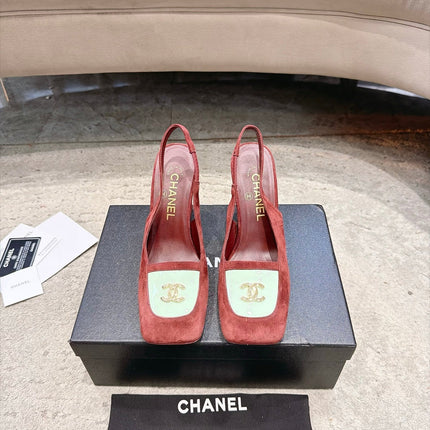 CHANEL 26S SQUARE TOE SLINGBACK PUMPS 95MM IN BURGUNDY RED AND WHITE SUEDE GOLD HARDWARE