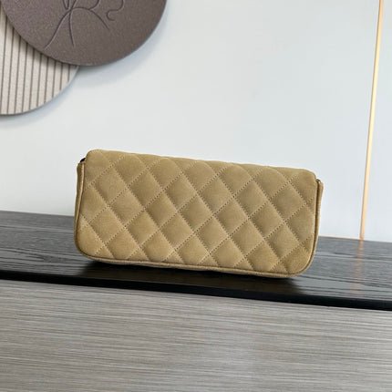 CHANEL 26S FLAP BAG 25 IN BEIGE QUILTED SUEDE
