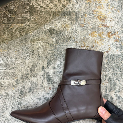 HM 26S POINTED-TOE ANKLE BOOTS 35 MM IN DARK BROWN CALFSKIN