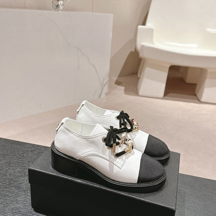 OXFORD SHOES WHITE MIX BLACK SHEEPSKIN