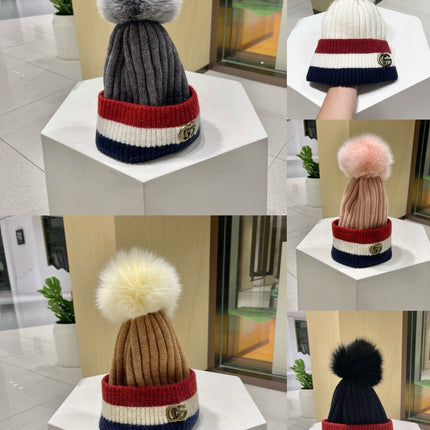 BEANIE HAT IN COLORFUL WOOL 434721