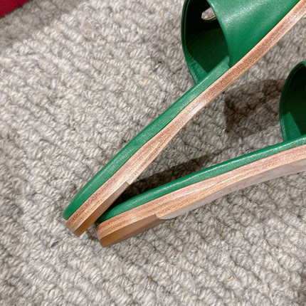VLOGO CUT-OUT EMERALD GREEN CALFSKIN SLIDE SANDAL