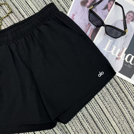ALO 26S ELASTIC-WAIST SHORTS 322