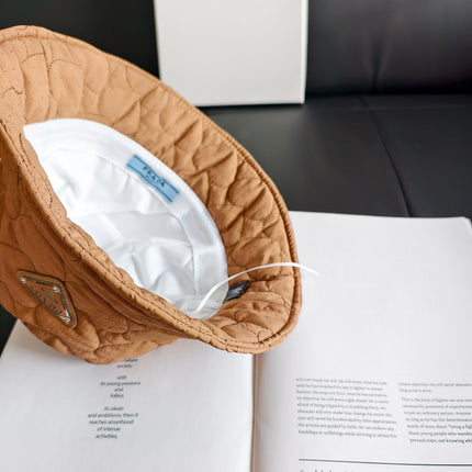 PRADA 26S BUCKET HAT 547516