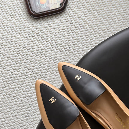 CHANEL 26S SLINGBACK FLAT IN BLACK AND BEIGE CALFSKIN