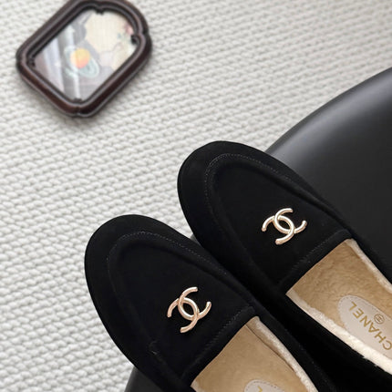 CHANEL 26S LOAFERS IN BLACK SUEDE AND SHEARLING LINING