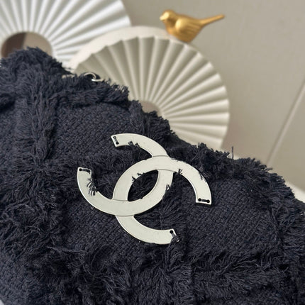 CHANEL 26S FLAP BAG 27 IN BLACK TWEED
