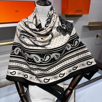HERMES 26S SCARF 140 IN SILK AND CASHMERE 495972