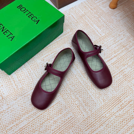 BOTTEGA VENETA 26S MARY JANE FLATS IN DARK RED LAMBSKIN WITH BUCKLE