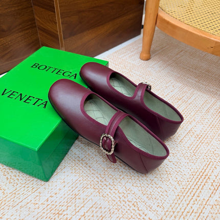 BOTTEGA VENETA 26S MARY JANE FLATS IN DARK RED LAMBSKIN WITH BUCKLE
