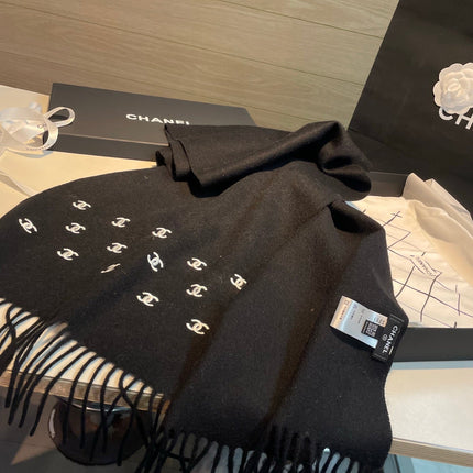 CHANEL 26S SCARF 180 IN CASHMERE 510922