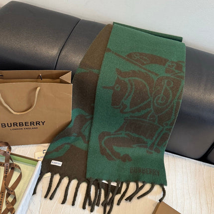 BURBERRY 26S SCARF 190 IN CASHMERE 513314