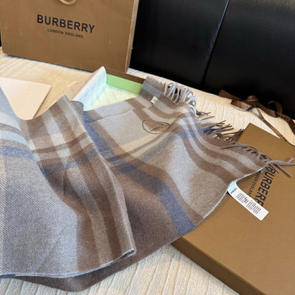 BURBERRY 26S SCARF 200 IN CASHMERE 513317