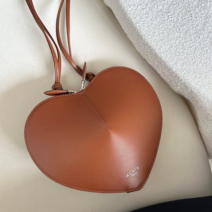 LE COEUR BAG 21 IN UMBER BROWN CALFSKIN
