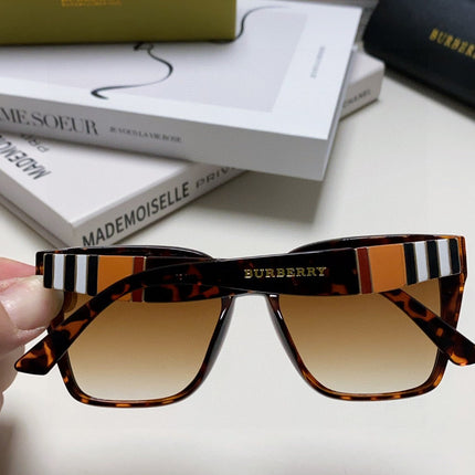 BURBERRY 26S SQUARE FRAME IN ACETATE 511662