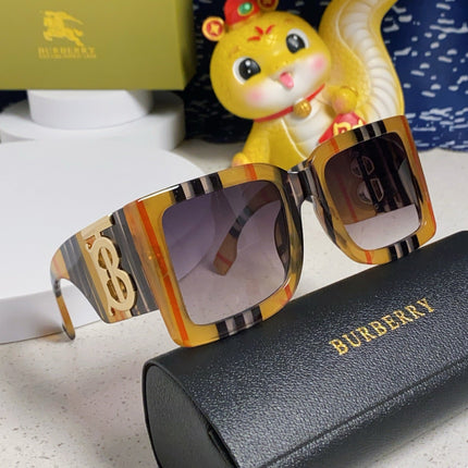 BURBERRY 26S RECTANGLE FRAME IN ACETATE 502814