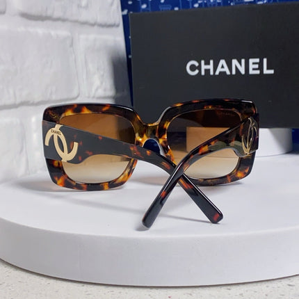 CHANEL 26S SQUARE FRAME IN ACETATE 506699
