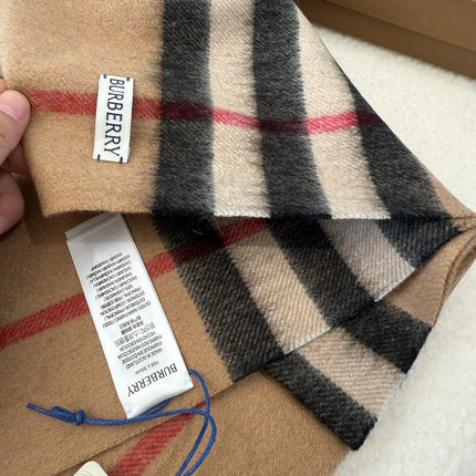 BURBERRY 26S SCARF 180 IN CASHMERE 516003