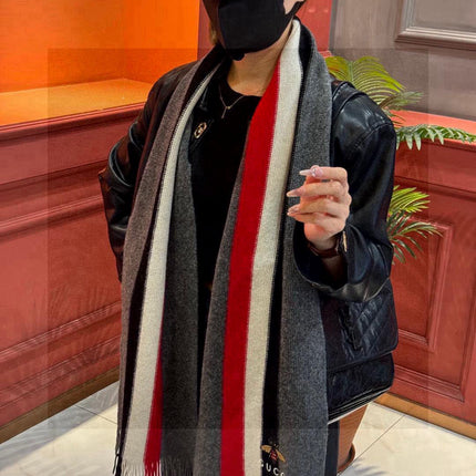 GUCCI 25S SCARF 180 IN CASHMERE 730567