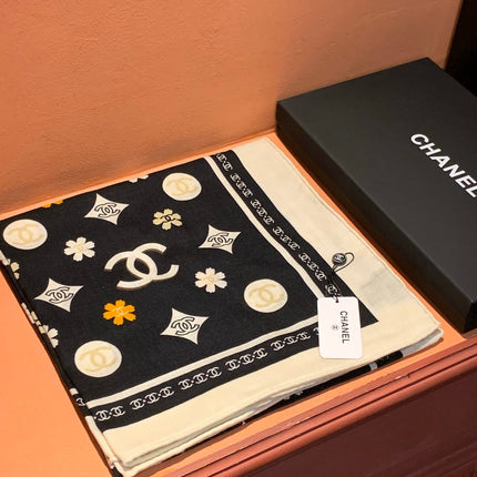 CHANEL 25S SCARF 140 IN CASHMERE 931509
