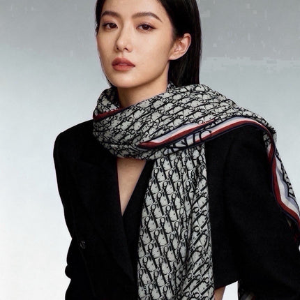 DIOR 26S SCARF 140 IN CASHMERE AND SILK 433906