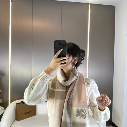 BURBERRY 26S SCARF 180CM IN CASHMERE 278706