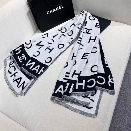 CHANEL 26S SCARF 140 IN SILK AND CASHMERE 504529
