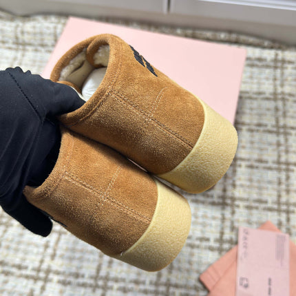 MIUMIU 26S SLIP-ON BOOTIES IN CAMEL BROWN SUEDE WITH SHEARLING